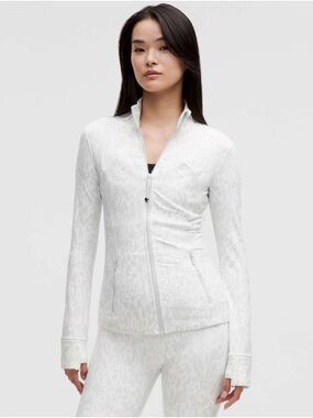 Lululemon Define Jacket *Nulu Contour Spot White Multi Sporty Outdoor 4 Pilates